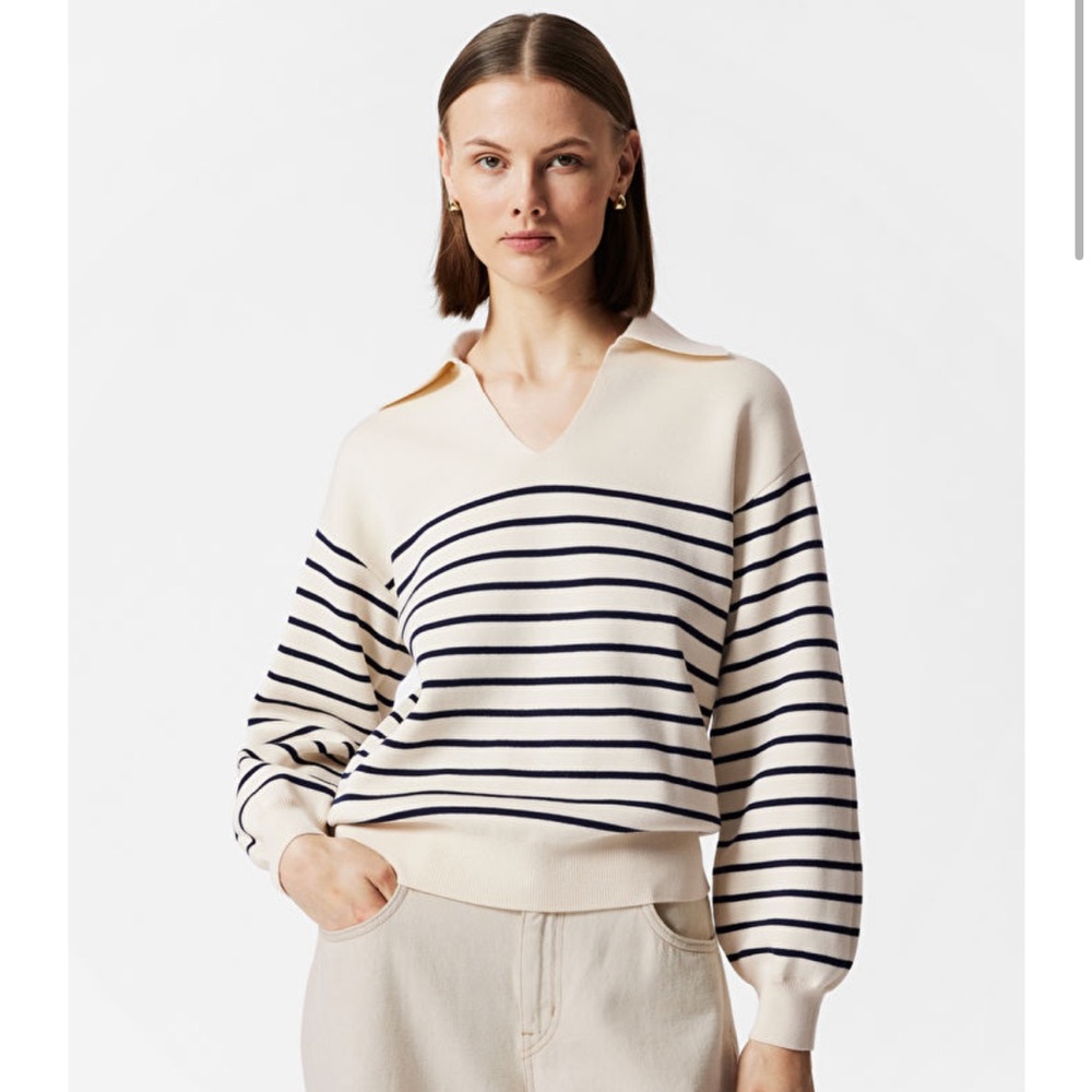& Other stories Relaxed Collared Sweater